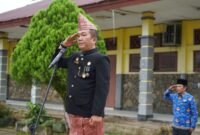 HUT Provinsi Bengkulu ke-57 diperingati Cabang Dinas Pendidikan dan Kebudayaan (Cabdin) Wilayah V Muara Aman melalui upacara yang digelar di halaman SMKN 3 Lebong, Selasa pagi (18/11/25). (foto: Aan Ade Putrarakyatmerahputih.com/)