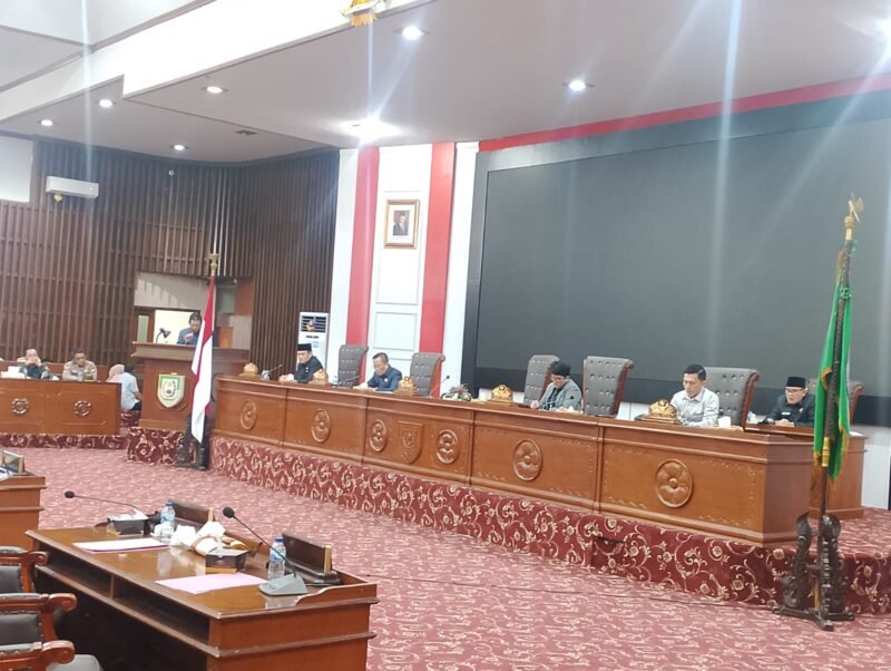 Suasana Ruang Rapat Paripurna DPRD Provinsi Bengkulu, Pengesahan APBD 2026