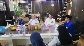 Waka 1 DPRD Provinsi Bengkulu dan Kadishub Provinsi saat kunjungan di Pelindo Bengkulu