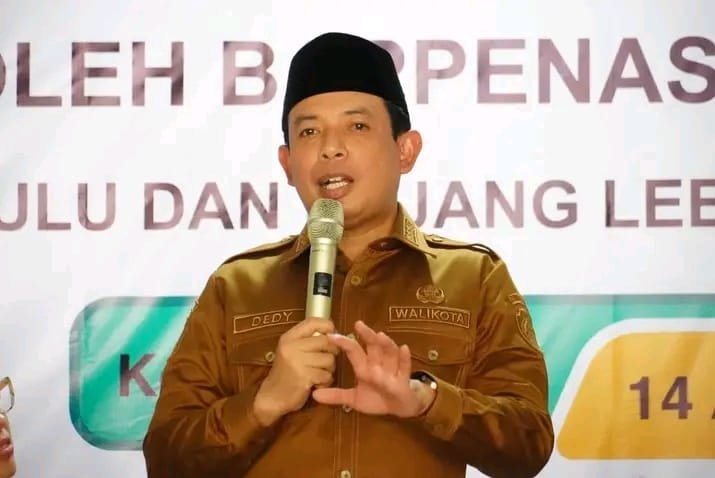 Walikota  Bengkulu Dedy Wahyudi, menyatakan Mars Kota Bengkulu ditetapkan sebagai lagu wajib dalam acara resmi. Pemkot Bengkulu menilai lagu ini sebagai strategi membangun identitas dan kebersamaan warga