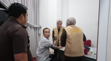Kejati Bengkulu terus membongkar jaringan korupsi tambang. Mantan pejabat lama ikut terseret dan resmi ditahan.