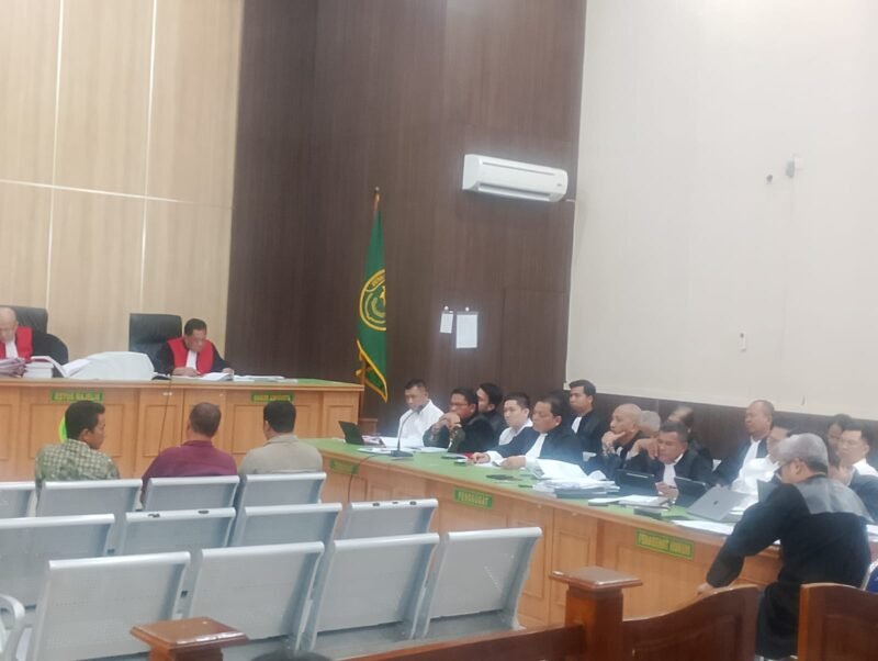 Sidang lanjutan kasus dugaan korupsi tambang batu bara PT Ratu Samban Mining di Bengkulu mengungkap manipulasi kualitas batu bara dan perizinan fiktif. Peran terdakwa Beby Hussy mulai terkuak dalam persidangan Tipikor