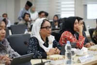 Destita Khairilisani menegaskan peran DPD RI sebagai jembatan antara pemerintah pusat dan desa untuk memperkuat koperasi dan ekonomi masyarakat Bengkulu.