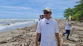 Warga Pondok Kelapa mendapat harapan baru setelah Teuku Zulkarnain turun langsung meninjau lokasi abrasi dan berkomitmen memperjuangkan penanganan cepat.