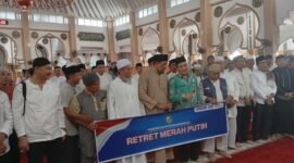 Retret Merah Putih menyatukan ASN lintas OPD di Bengkulu untuk memperkuat kepedulian sosial dan membangun sinergi dalam pelayanan masyarakat.