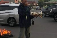 Kelangkaan gas elpiji 3 kg di Empat Lawang jelang Ramadan menjadi sorotan serius. Harga melonjak hingga Rp50 ribu, mahasiswa kritik lemahnya pengawasan distribusi dan desak pemerintah segera bertindak.