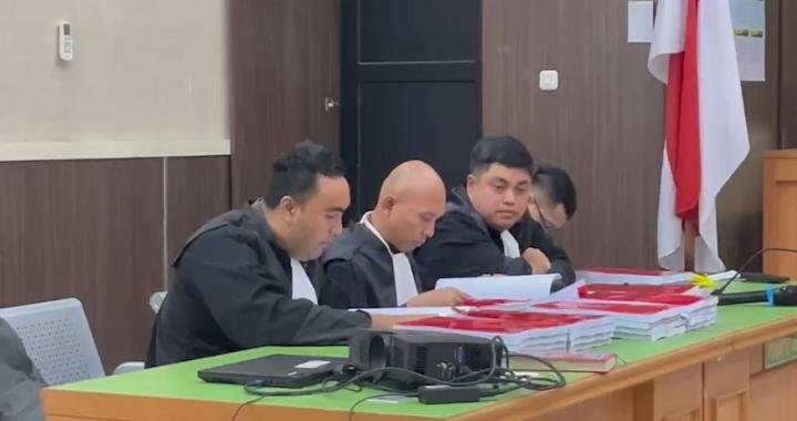 Aset mewah milik terdakwa kasus tambang Bengkulu dikembalikan setelah uang pengganti dinilai menutup kerugian negara. Jaksa ungkap fakta baru dalam sidang tuntutan.
