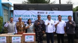 Sinergi PT Pelindo Regional 2 Bengkulu, Satgas BUMN dan Lanal Bengkulu membantu korban banjir di Kabupaten Lebong melalui penyaluran bantuan logistik dan kebutuhan pokok bagi masyarakat terdampak.