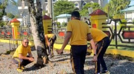 Polres Lebong menata area pelayanan SPKT dan SKCK agar lebih bersih, nyaman, dan ramah bagi masyarakat dalam Gerakan Indonesia Asri 2026. (JUMAT-22-05--2026)-- FOTO: IST//MBG.