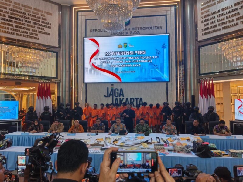 Polda Metro Jaya memperkuat patroli dan pembinaan 150 poskamling setelah berhasil mengungkap 127 kasus kejahatan jalanan di Jakarta.