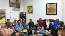 Pemkot Bengkulu menyiapkan surat teguran hingga opsi penutupan usaha terhadap Black Rock Mercure Bengkulu jika terbukti melanggar aturan penjualan mihol golongan B dan C.