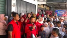 Sebanyak 1.513 pelajar di Kota Bengkulu menerima bantuan Program Indonesia Pintar (PIP) melalui aspirasi MY Esti Wijayati. Bantuan ini diharapkan membantu biaya pendidikan dan meningkatkan semangat belajar siswa. (JUMAT-05-06-2026)--FOTO: HANDI//MBG.