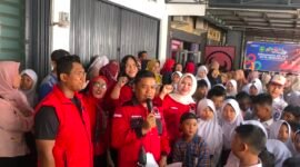 Sebanyak 1.513 pelajar di Kota Bengkulu menerima bantuan Program Indonesia Pintar (PIP) melalui aspirasi MY Esti Wijayati. Bantuan ini diharapkan membantu biaya pendidikan dan meningkatkan semangat belajar siswa. (JUMAT-05-06-2026)--FOTO: HANDI//MBG.