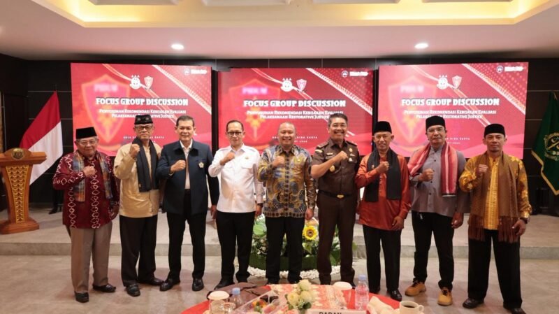 Kejati Bengkulu menggelar FGD membahas restorative justice sebagai tindak lanjut KUHAP baru dengan melibatkan akademisi dan tokoh masyarakat.