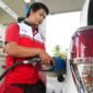 Pertamina Patra Niaga memastikan pasokan BBM tetap aman di seluruh SPBU meski harga Pertamax naik menjadi Rp16.650 per liter. Harga Pertalite dan BioSolar tetap tidak berubah.