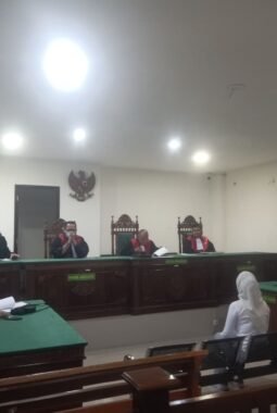Jaksa Nilai Latifa Terbukti Gelapkan Dana Perusahaan, Tuntut 4,5 Tahun Penjara