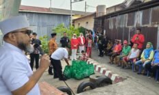 Gubernur Helmi Kunjungi Korban Kebakaran Pengantungan. Korban: Kami Merasa Tidak Sendirian